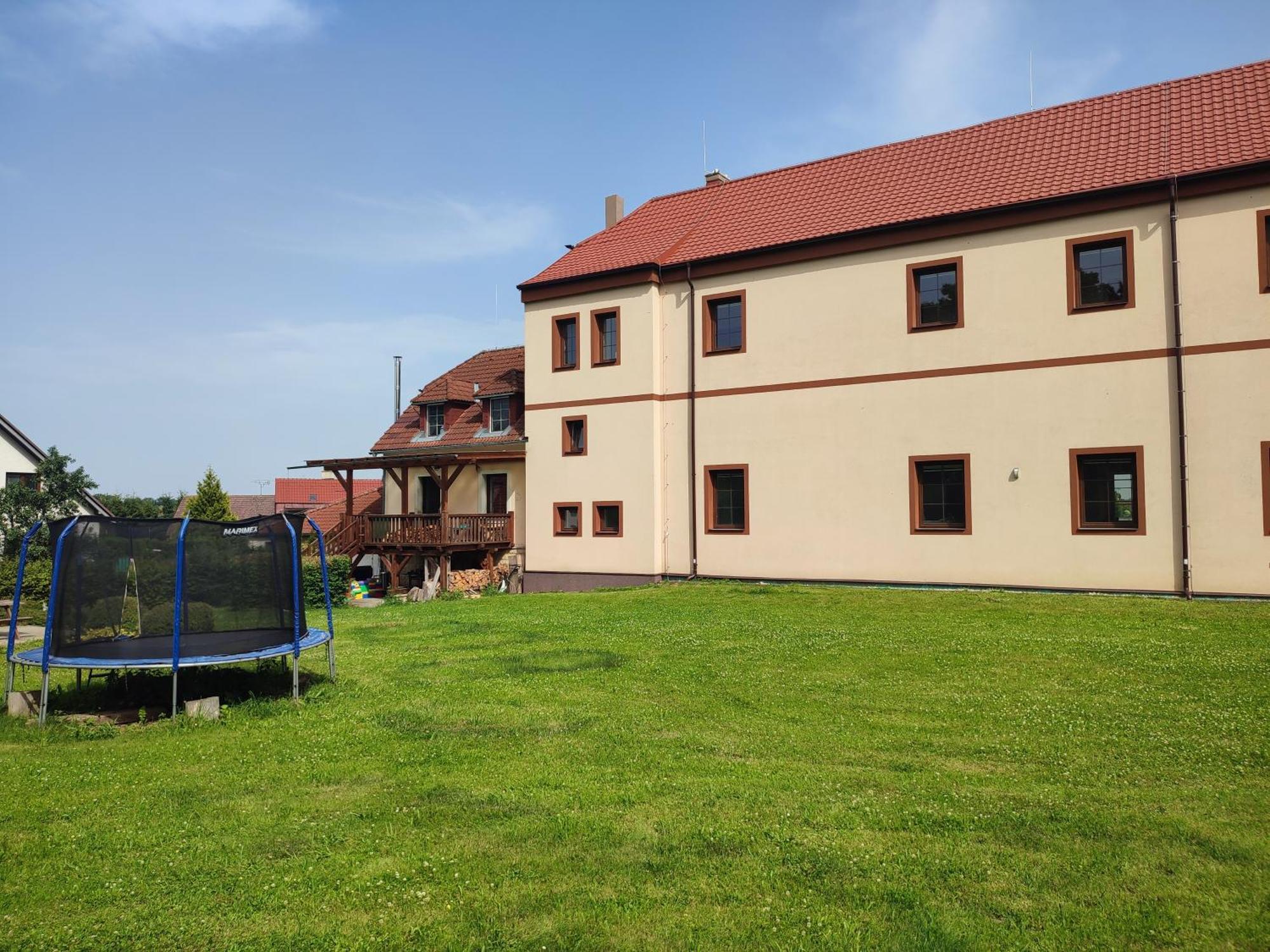 Zamecek Cerov Jicin Exterior foto